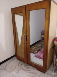 كنتور صاج • نظيفه • عليه مجال