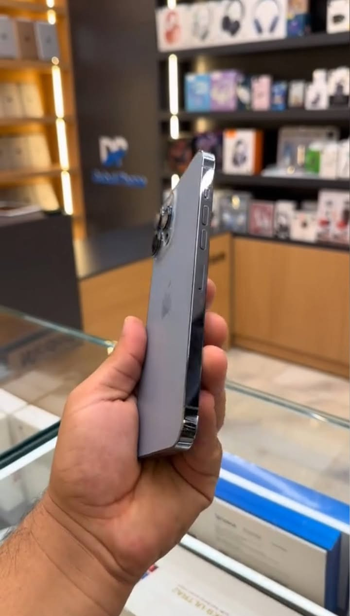 سلام عليكم ايفون 13 بروس ماكس
سعره 400 فقط 
مبدل ضهره فقط بل ليزر + كرت ضمان ويا شهر كامل 
 نضافه 100 
بطاريه 97 الاصليه
مستخدم 7 اشهر فقط
مكفول كفاله عامه وين ميعجبك تاخذه تفحصه ❤
  توصيل لكل المحافضات موجود 

اول شخص يحجزه يكون من نصيبه ❤


**إذا كنت صاحب هذا الإعلان وتريد حذفه لأي سبب، رجاءا أرسل رسالة إلى الدعم الفني**