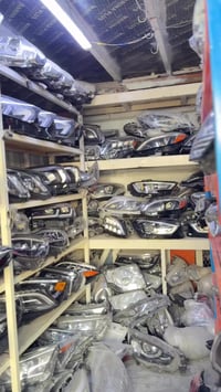 مصابيح أمامية • جميع المركبات • أسعار مناسبة