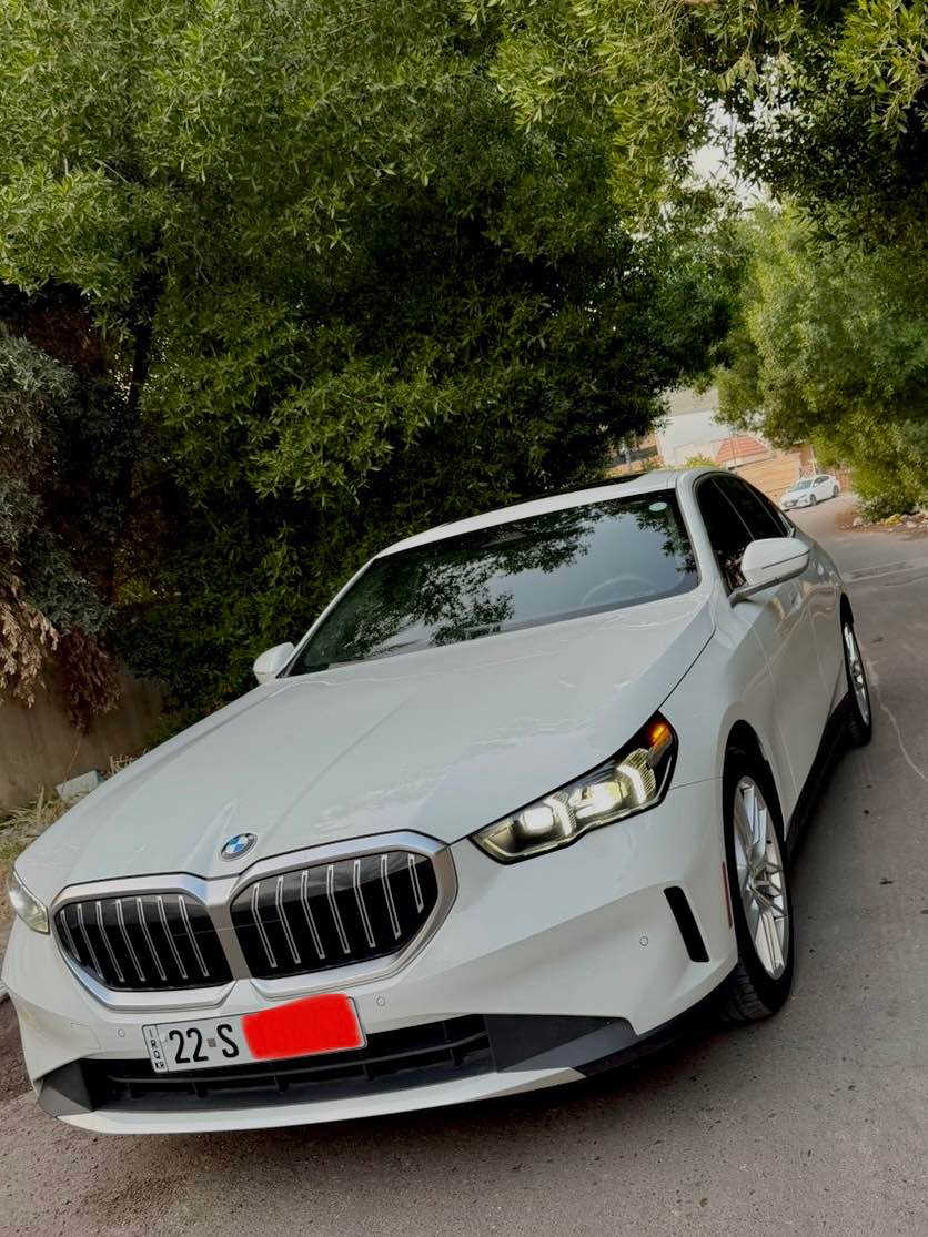 🇩🇪🇩🇪 BMW       530i         
الموديل : 2024 
وارد امريكي كفاله عامه من كلشي 
ماشيه 36mi 
رقم اربيل ب اسمي وتحويل مباشر 
تضليل نسبه 80% 

المواصفات 

🔸بصمه 
🔸تشغيل عن بعد
🔸فتحه سلايد
🔸شاشه جبيره متصله 
🔸كشنات كهرباء + تدفئه 
🔸تحديد انظمه صوت الكزوز 
🔸تحديد مسار
🔸صندوك كهرباء
🔸اناره داخليه متغيره 
بيها بعد كلش هواي مواصفات متنذكر 
السياره جاهزه ومتحتاج بس تحويل 
العنوان : بغداد المنصور 
رقمي *********** بغداد, العراق

