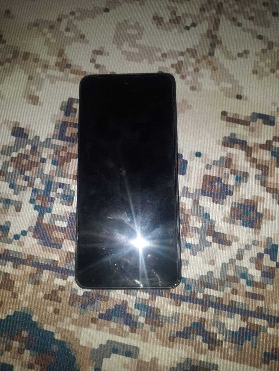 سلام عليكم جهاز ريلمي C65 ذاكره 128 سيم كارت شغال سمعاته شغاله اتصال شغال رام شغال كامره حلوه ملحقاته وياي
سعر جهاز 125 وبيه مجال مكاني النجف الاشرف هذه رقمي ***********
