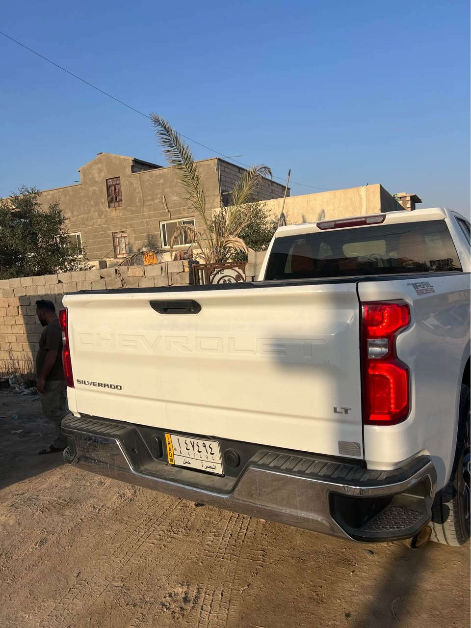 شفر ليت سلفرادو مديل 2020 
رقم بصره باسمي رقم جديد تحويل ثاني يوم 
حادثه جاملغ وبنيد السياره جاهزه من كلشي عنواني البصره التنومه السعر 200$ وبيها مجال قليل وهذا رقمي *********** البصرة, العراق
