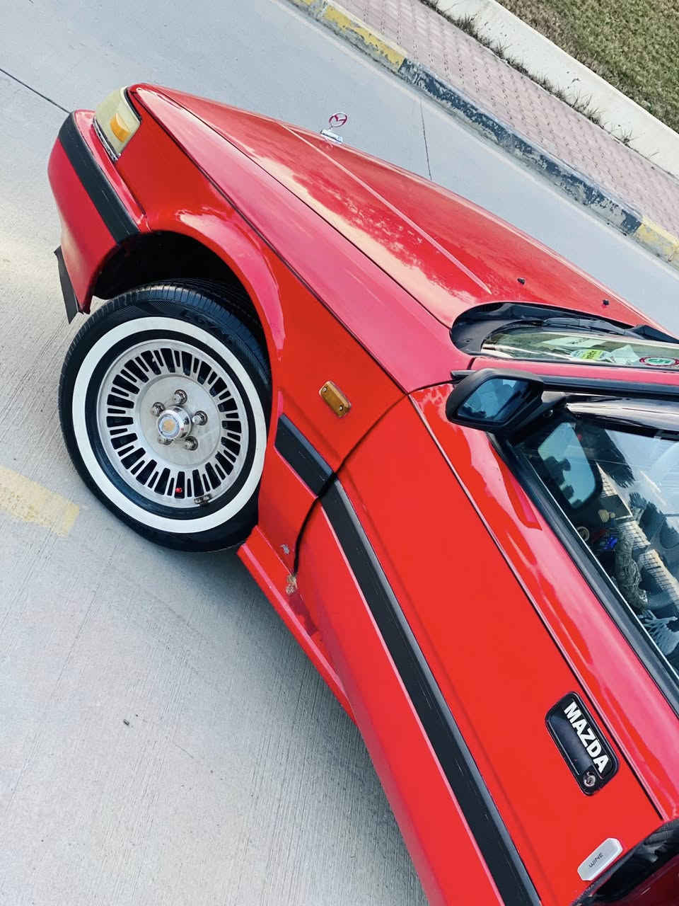 بؤفرؤشتن
ماشآءالله نمونه ى جوانى
مـــــازدا٦٢٦/سنوق تاقانه🌹
ئارمي پلاستيك
به شه رتى غه رامه
سعري٣١ مه عا مه له 
مؤديل /٩١ 
مه كينه ٨ به غ 
٨ ئيسراحه ت 🛫
مه كينةو گيري لؤك لؤك
گه رمي كاره باي هه موي 
مه زبووت
قفل مه ركةزي
زينؤن زؤر به قوةتي بؤ به 
سراوه
لايت و بةگلايت و عه ته ري لؤك 
به رگه دةرگا و ناوي خاوين 
١چركه و گه لا يه ك ببره
پشت و پيش و شاني جوان 
به نزين زؤر زؤر كه م ده خوات 
هەیکەلی نمونە ناوی ده قي شەریکە 
دەعامی بؤده عامي مه زبووته
كوشن و گاعيو به رگه ده رگاى لوك 
هەمو گیانی لەسەر بیلاد ماوه 
تاقم تايه و ويلي لؤك خه ت سپي 
ئارم ئه وه ليات   براوه به شه رت 
له رسمه كان جوانتره
٢٥٠ دينار مه سره في نيه 
به س فرؤشتنه 
***********
***********
☎️☎️☎️☎️
