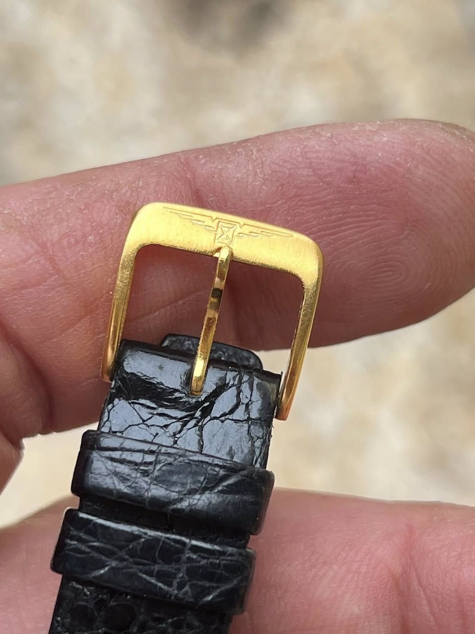 🟦لونجين
🟦اوتوماتيك
🟦القطر 35 ملم
🟦طلاء ذهب وستيل
🟦نظافة تامه
🟦سير مستبدل بأصلي سويسري
🟦بوك اصلي لونجين
🟦للتواصل الاتصال بالرقم ***********
🟦يوجد توصيل كافة المحافظات
