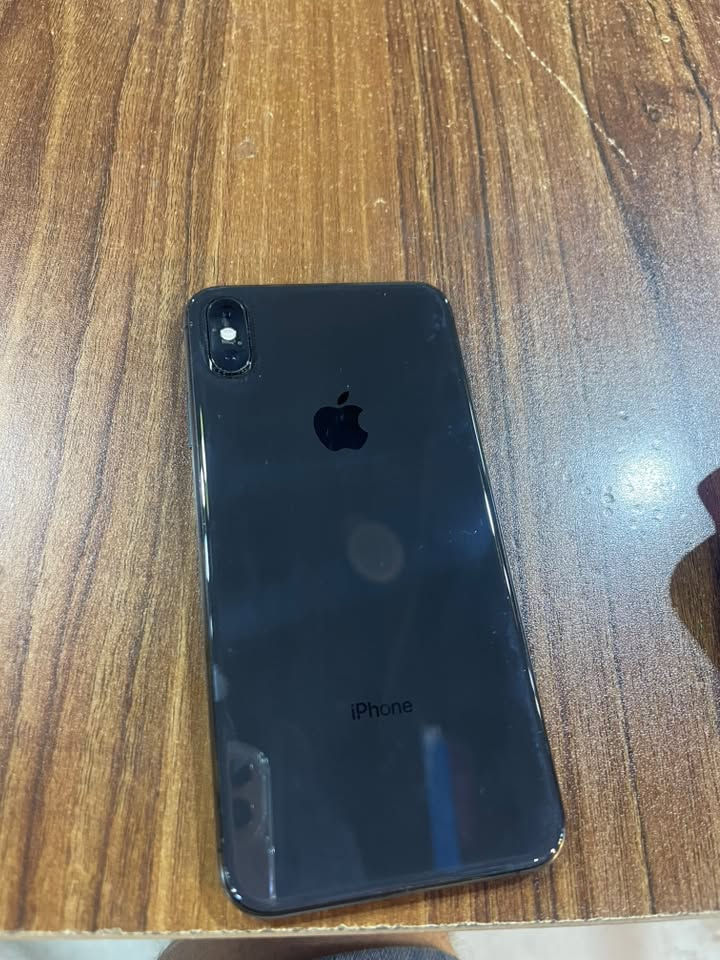 ايفون xsmax مبدل شاشه اصليه وفيس ايدي واكف للمراوس بايباد شعندك دز *********** مكاني بغداد
