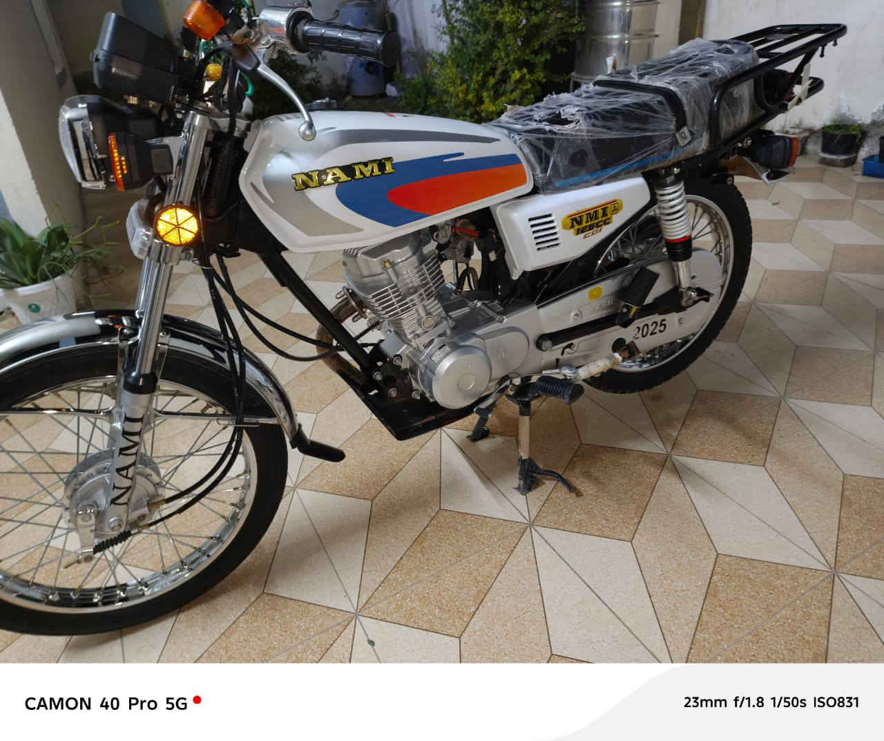 سلام عليكم دراجه نامه 25 مكفول دراجه كل نقص مابيها السعر 650 وبيها مجال مكاني ديالى الخالص شراي اتصل ***********
