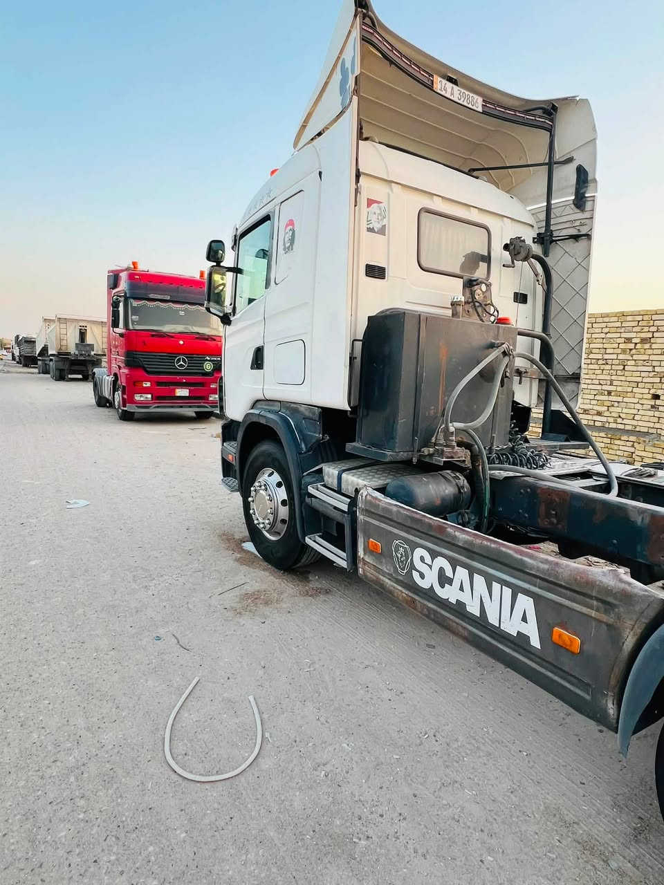 السلام عليكم سياره للبيع موديل 2003 سياره جاهزه لا تبخير ولا تنقيص مكينه 500 انجكتر تخم تاير ويلاه كروم مكفوله كفاله عامه تحويل مباشر سعر 275 قفل🔒المو شراي لا يتصل لاستفسار خاص أو عله هاذ الرقم ***********
