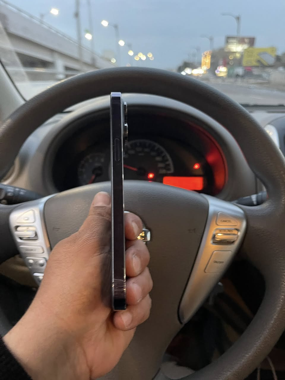 السلام عليكم ورحمة الله وبركاته جهاز ايفون 14 برو ماكس الجهاز زلغ مابي وممبدل شي الحهاز خيال مال زلغ مبي بلاد بلاد بطارية 79 بلادية الجهاز سعر نار 🔥 725 بدون عملة رجائاً 724و750 مابيع مكاني بغداد العطيفية 
***********
