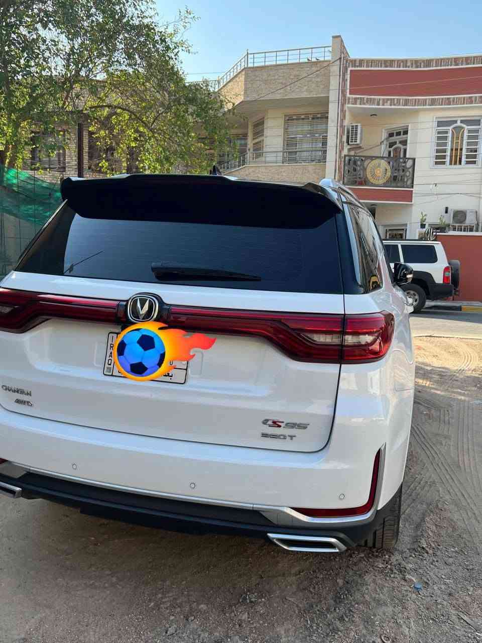 السلام عليكم
للبيع | شانجان CS95 رويال

- السعر: 18,000$ قابل للتفاوض بالمعقول.
- فئة Royal (فل أوبشن).
- محرك 2.0 .
- دفع رباعي (4WD).
- 7 مقاعد.
- فتحة بانوراما.
- كاميرات 360° وحساسات أمامية وخلفية.
- رادار، مثبت سرعة ذكي، وتحذير ومساعدة القيادة.
- تشغيل بصمة ودخول ذكي.
- مقاعد جلد كهربائية مع تبريد وتدفئة (للفئة رويال).
 السياره ماشيه ٣٥ الف 
السيارة نظيفة وجاهزة، وبداخل الضمان
للاستفسار خاص
***********
