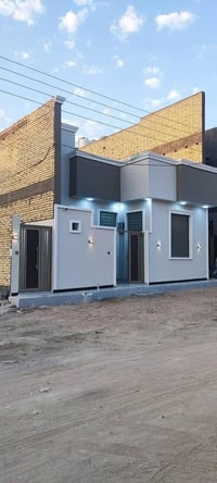 دار للبيع بلسكان الصناعي بحي المهندسين رابع بيت عن الحولي مال البو فيا...