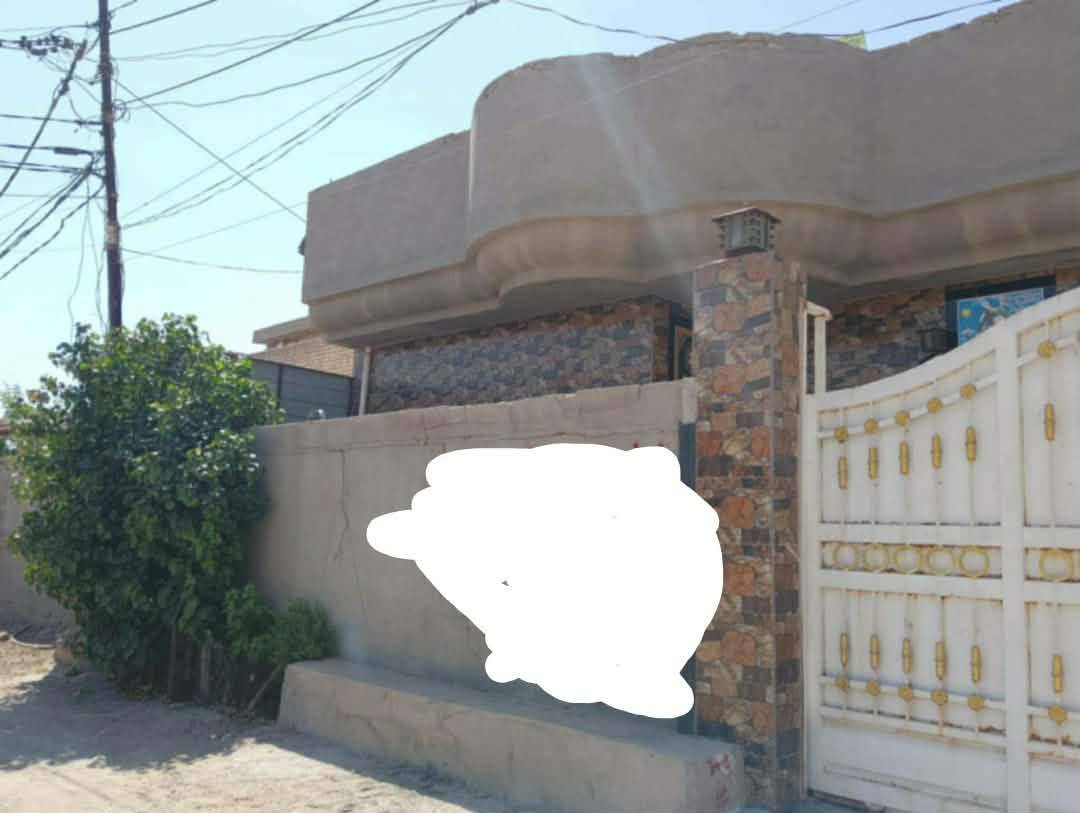 السلام عليكم عندي دار للبيع المساحه الكليه 180 متر طابو زراعي سند 25 تحويل مباشر باسم المشتري متوفره كل الخدمات الورديه سيف سعد قرب فرن الصمون المصطفى بيت حديث وجديد السعر 68 وبي مجال الاستفسار مراجعه مكتب عقارات الحسام اتصل على رقم الهاتف ***********+*********** اخوكم ابو مومل
