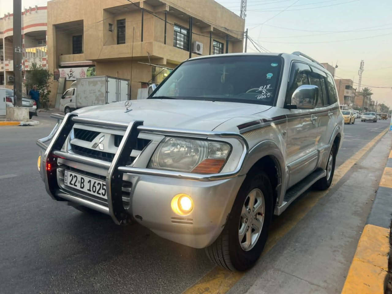 سلام للبيع باجيرو موديل 2006رقم اربيل الجديد باسمي تحويل او وكاله حاضرين السياره كفاله عامه فقط بيه صبغ بخشم الجاملغ  مال لصدر كير مكينه حداديه تبريد كفاله تخم تاير جديد شاشه كامره مري شفط 7راكب حجم المكينه  3000المرغوب السعر98وبيه مجال
المكان بغداد الحريه 
الاستفسار اكثر ***********
