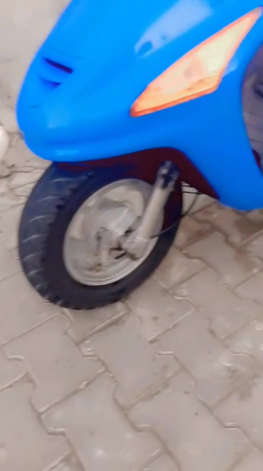 دراجه للبيع وكيليه.  ماعيازه كلشي واليريدها بي خير ويدلل 

***********
