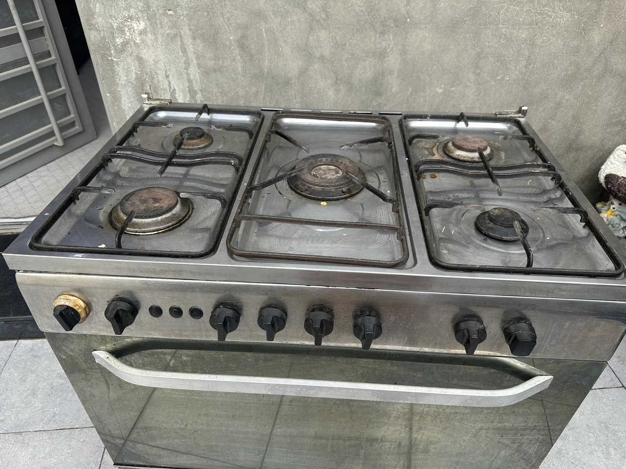 طباخ فريش مستعمل اخو الجديد ناره كلش قويه سعره ١٢٠ افحصه قبل لاتاخذه وبي مجال


**إذا كنت صاحب هذا الإعلان وتريد حذفه لأي سبب، رجاءا أرسل رسالة إلى الدعم الفني**