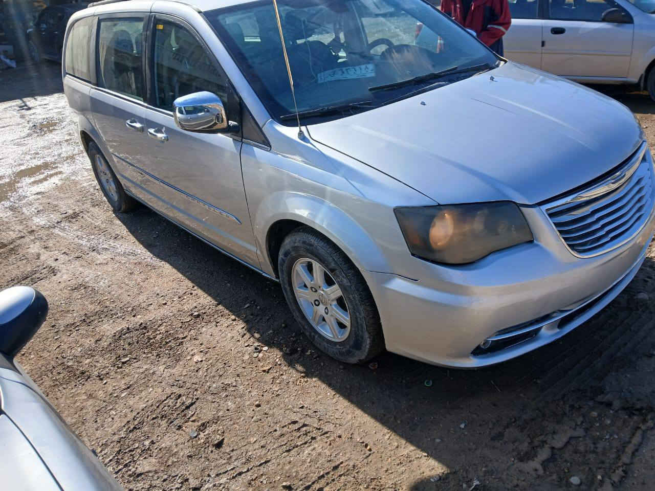 سلام عليكم كرايسلر موديل 12 فول مواصفات محرك 3600 كير مكفول ثلاث قطع تبريد بيبان وباب صندوك كهربائية حادث جاملغ من جهه سائق شاص مكفول سيارة بسمي سعر 120ورقه وبي مجال حك جيه رقم *********** بي واتساب
