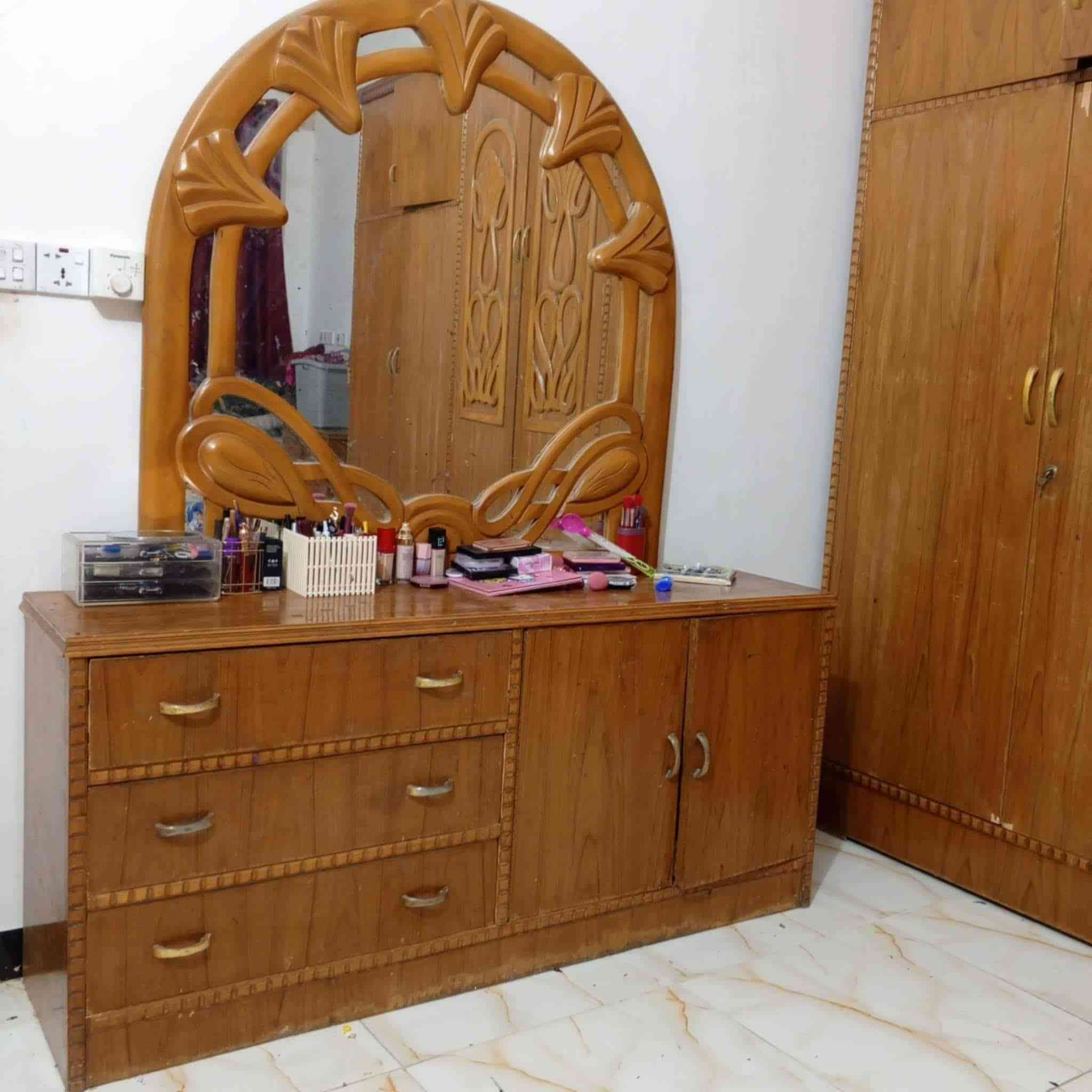 غرفه نوم صاج كامله مع دوشوكها السعر 550
ديالى الخالص هبهب6بوب وملاحق2ومجرات2


**إذا كنت صاحب هذا الإعلان وتريد حذفه لأي سبب، رجاءا أرسل رسالة إلى الدعم الفني**