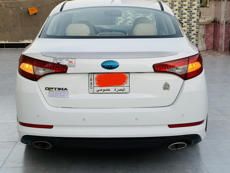 اللهم صل على محمد وال محمد
السلام عليكم رمضان كريم 
كيا أوبتيما موديل 2013 خليجي 
فول مواصفات 1 على 1 قماره حديد 
بيه بارد بلبنيد ومقسم 
كفاله تبديل وصبغ محرك 2400 
شرط ما مفتوح مواصفات بصمه تشغل بصمه ابواب كشنات جلد بلاد 
شاشه كامره بلمرايه شفتات بلستيرن 
لد امامي وخلفي تبريد خلفي يدات نكيل داخل والخارج حساس خلفي 
مرايات شفط شاره بلمرايه ويل كب كروم محرك 2400 دوش شرط ما مفتوح بيه برغي رقم بصره مشروع وطني سنويه جديده لغايه 2029 
السعر 130 مكان السياره الناصريه 
الشراي يتصل ***********
