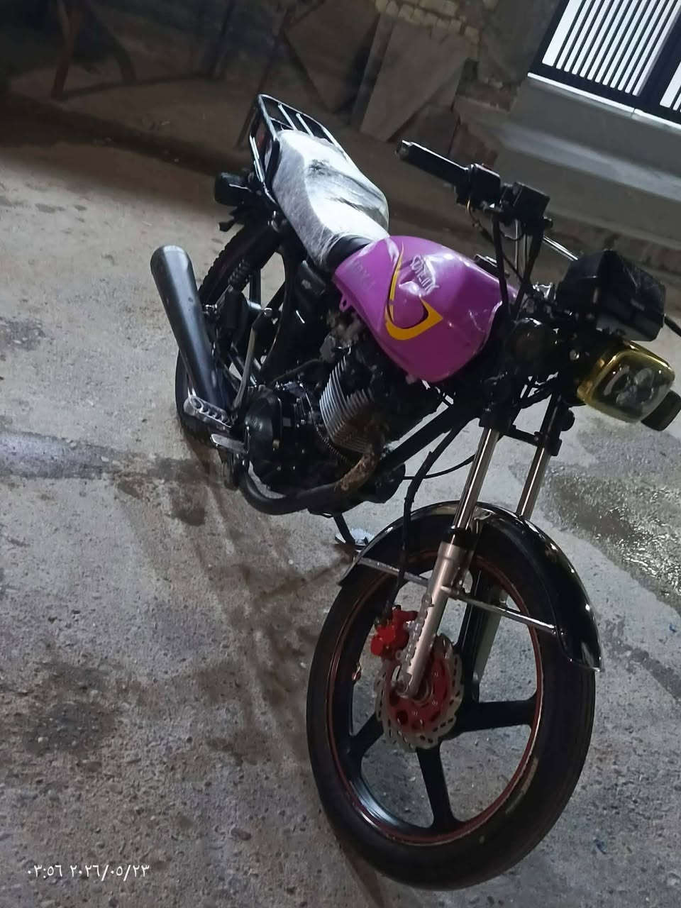 سلام عليكم ماكس وان تجفيت جديد بس بوشه موديل 24 دراجه زينه وبيه شلعه تخبل رايده ب500وبيه مجال   مكاني بغداد البياع شارع المضخه ***********

