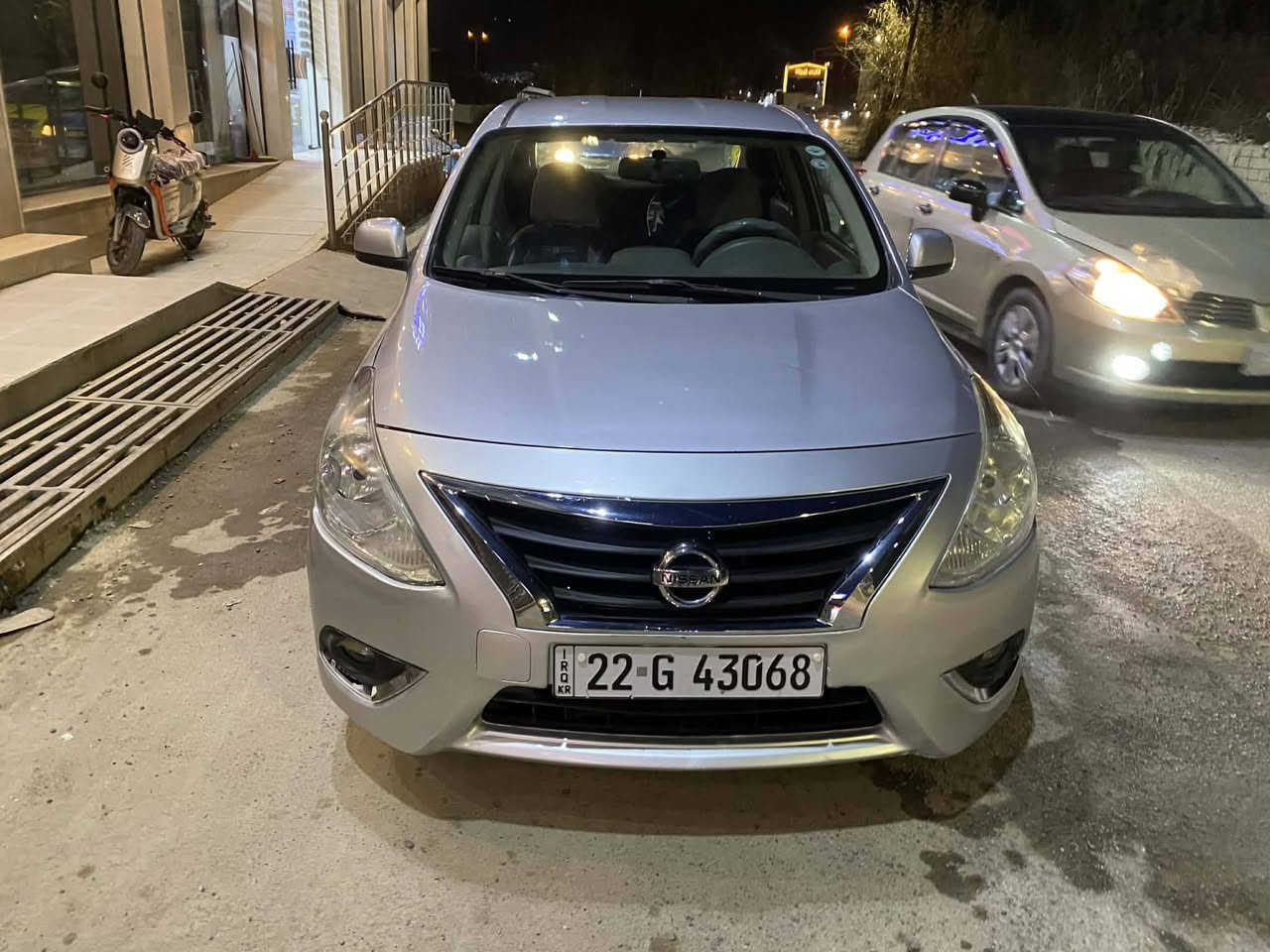 السلام عليكم ورحمه الله وبركاته للبيع السعر88بيها مجال نيسان صني 2015 كير توماتيك كير محرك شرط ضرر جاملغ خلفي وباب خلف بخ شرط بدون دواخل وايرباك سليم سياره جاهزه على اخير ما تحتاج غير ستر الله المكان حي الحدباء سايدين الصورا هزه وسنويه جديده ***********
