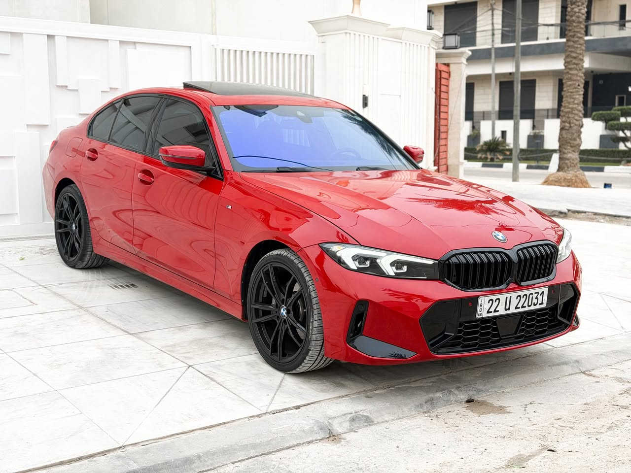 BMW 330i (M Kit) للبيع
الموديل:- 2024
العداد:- 25.000Mile

المواصفات الأعتيادية:-
فتحة سقف
بصمة تشغيل + بصمات دخول
المقاعد الأمامية ( كهربائية + تدفئة )
حساسات + رادرات 360
شاحن وايرلس

الحادث:- بسيط جداً 
١- صبغ ربع البنيد فقط بدون فتح او تبديل،
٢- بارد قليل مسافة ١٥سم بالصندوق
٣- ايرباك برده راجع سستم (بدون مقاومات)
شرط راديترات + غاز تبريد بلادي
تصليح درجة أولى 

" بيها باج تضليل رسمي من مرور أربيل باقي بي مدة سنة "،

السعر 31.900$
موقع السيارة اربيل شارع ١٠٠
للأستفسار ***********
