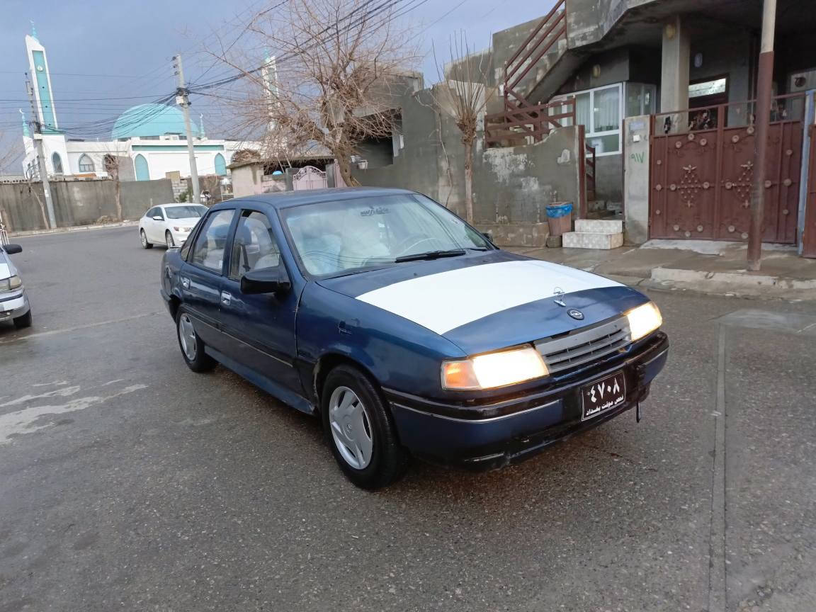 ئۆپڵ مەکینە شازدەی قایش پان گێڕ مەکینە وەرگەڕاو بڕاوە موس دوکەڵ بوخار بەشەرت *********** چوار ویل و تایەیەلۆک سوکان پاوەر ناوگێچەکانی کامل مەزبوت خایس و لەحیمی نیە زۆر بەکێشەو بەنزین زۆر کەم دەخوات زۆر توندوو تۆڵە ماڵی دۆستەو دینار مەسرەفی نیە گەرمیو تەجیلی فڵچەو لایتی بەشەرت سعری ١٣ گەڵا 
ڕ *********** ڤایبەر واتسئاپ لەسەر کۆڕەکە *********** رانية, السليمانية
