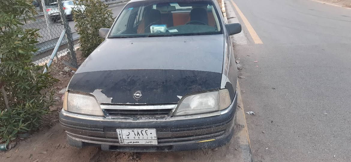 بسم الله وعلى بركة الله متاح اوبل اوميكا موديل ٩١ سنويه مجدده الى ٢٩ سياره محرك جديد سياره خير من الله سعره ٣٧ وبيها مجال بسيط مكان السياره رمادي جويبه متواجد خاص ***********
