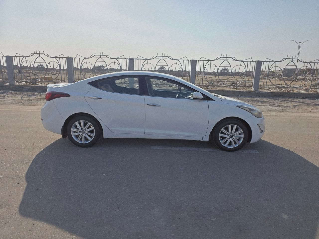 النترا خليجي مديل ١٦ رقم بصرة جديد سنويه جديده محرك ١٨٠٠ دوش سياره جديده وجاهزه من كلشي مكفوله من الضربه وتبدل وصبغ كفاله عامه سياره فول موصفات سعر ١٢٠ هاتف *********** عنوان بصرة محرك وكير وحماده وتبريد جاهزه
