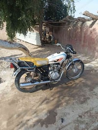 تايكر مديل ٢١ • اوراق اصلية • قرب جامعه بابل