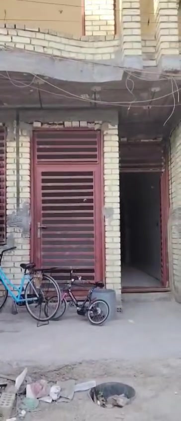 سلام عليكم بيت ٧٥ متر البيع بمنجم قيد نشاء تسليم مفتاح او هيجي قريب على مصتوصف بضهر شارع عشرين ***********
