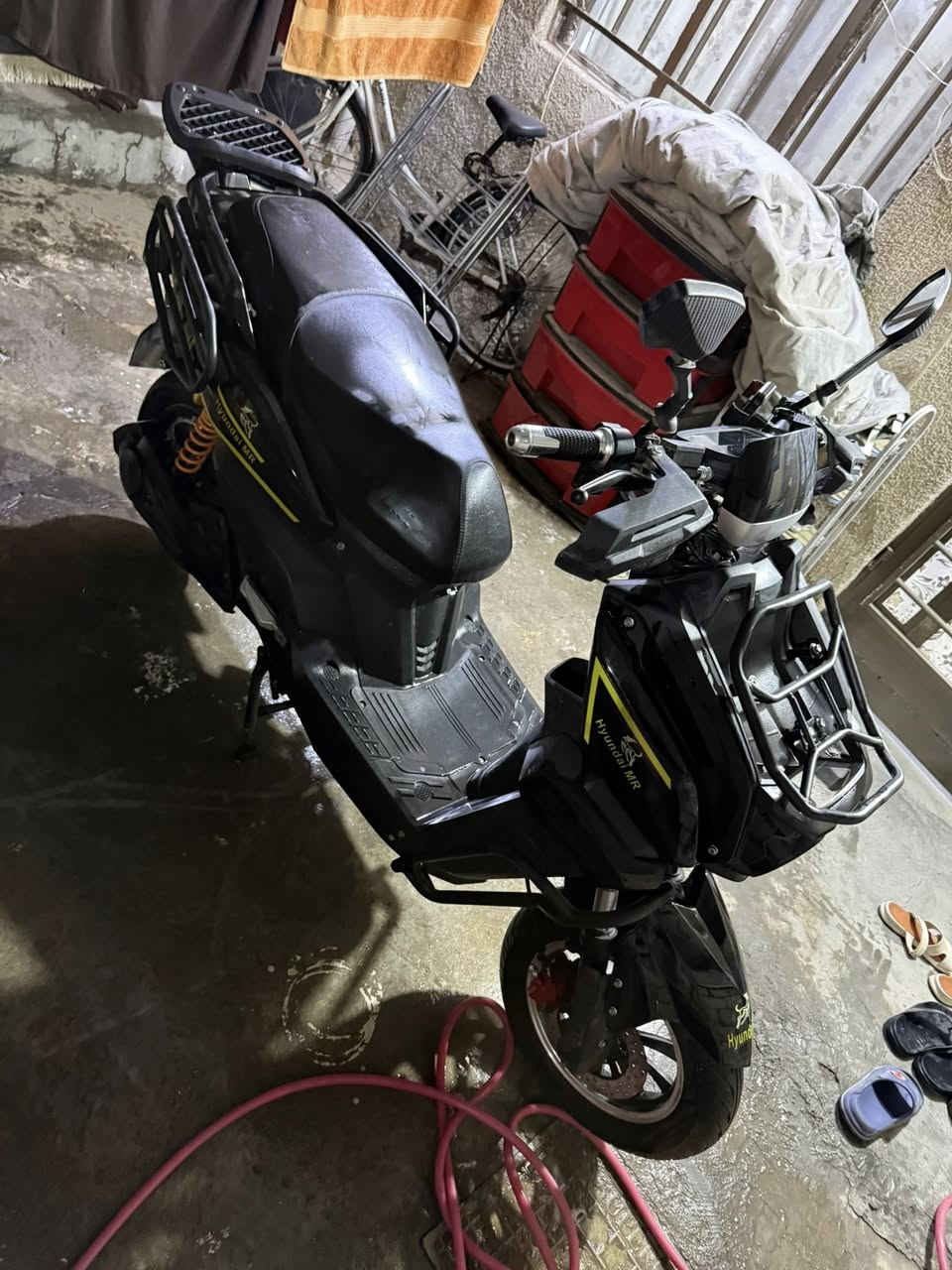 السلام عليكم للبيع فقط استخدام شهر دراجه اباجي مسطره ٦ بطاريات فول الفول زلغ واحد مابيها شرط فول 
عنوان بغداد الدورة ١١٠٠مليون ومية 
التواصل ***********
