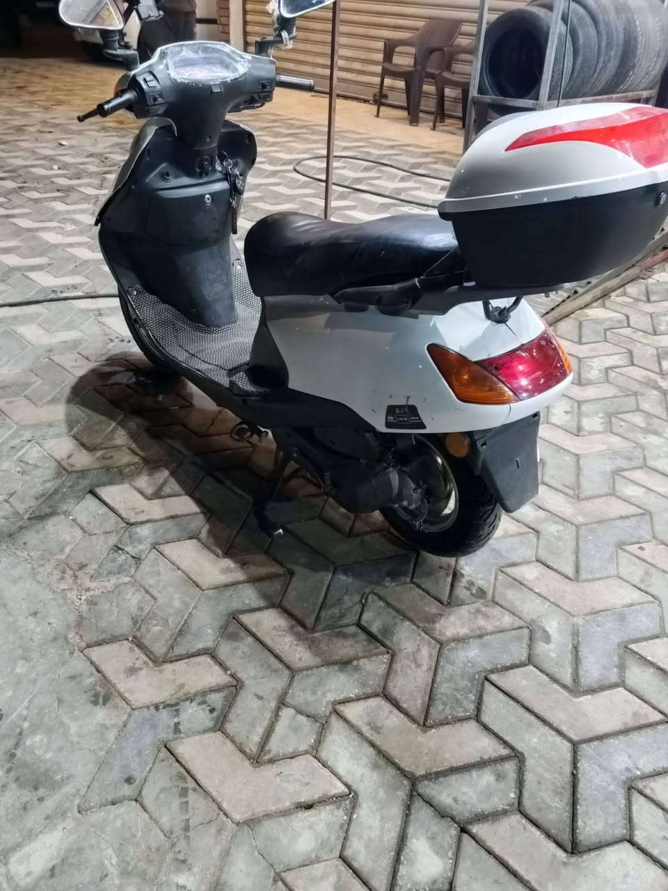 سلام عليكم  سبيسي للبيع نضيفه تشغيل عن بعد بيهه ضعف بلكلجات مكينه مامفتوحه نضيفه رايدهه ب750وبيهه مجال  وهذا رقمي ***********
