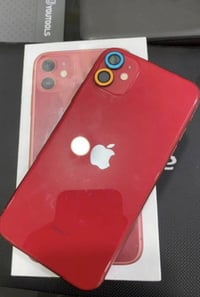 آيفون ١١ • نظيف ٩٠٪ • بطاريه ٧٤٪