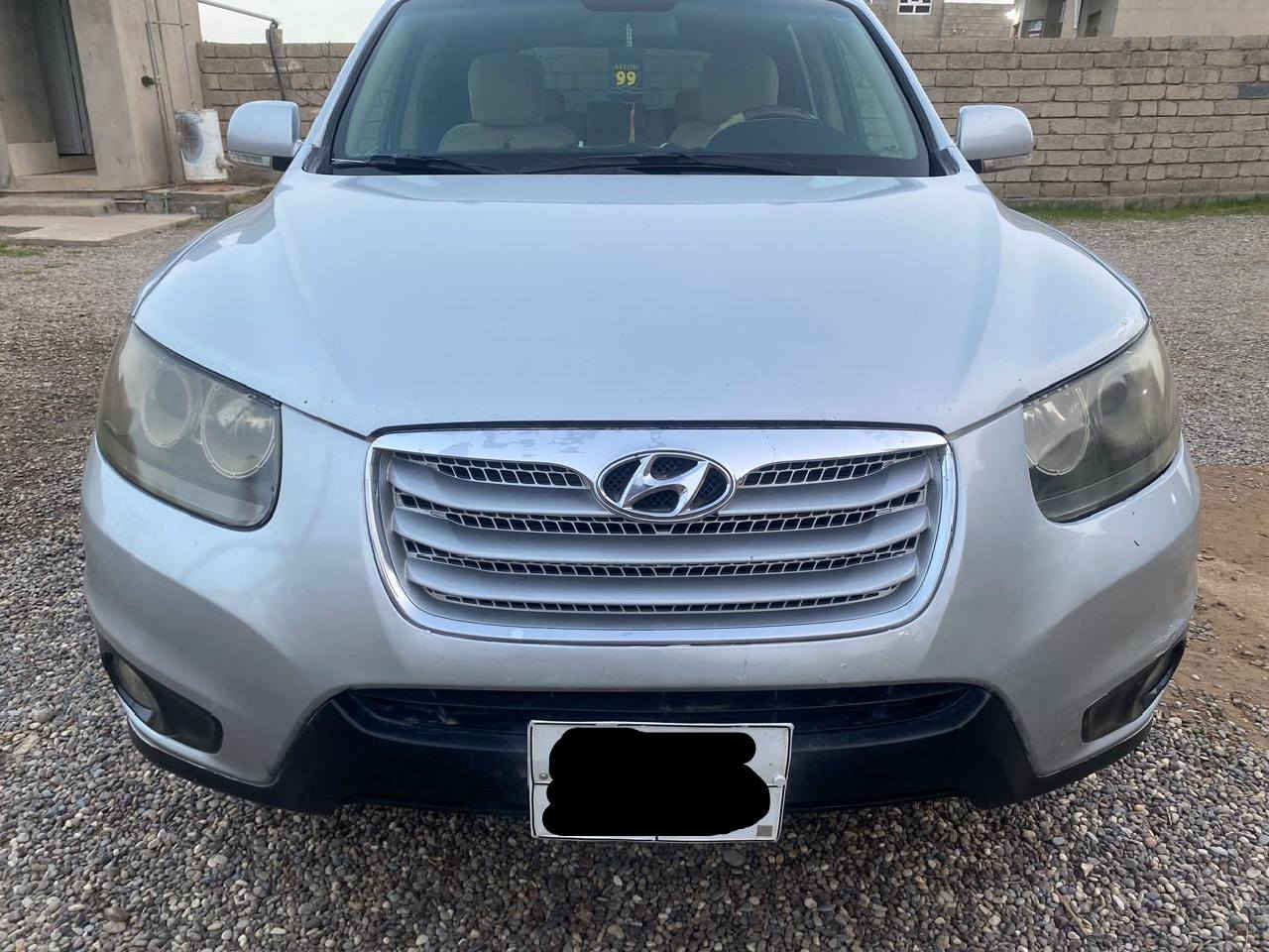 السلام عليكم
للبيع ومراوس حسب القناعه سنتافي 2011 ادوات بدون كص 
كير محرك 6 سلندر  شرط 
7 راكب 
السعر 57 وبيها مجال 
الاستفسار ا ***********
