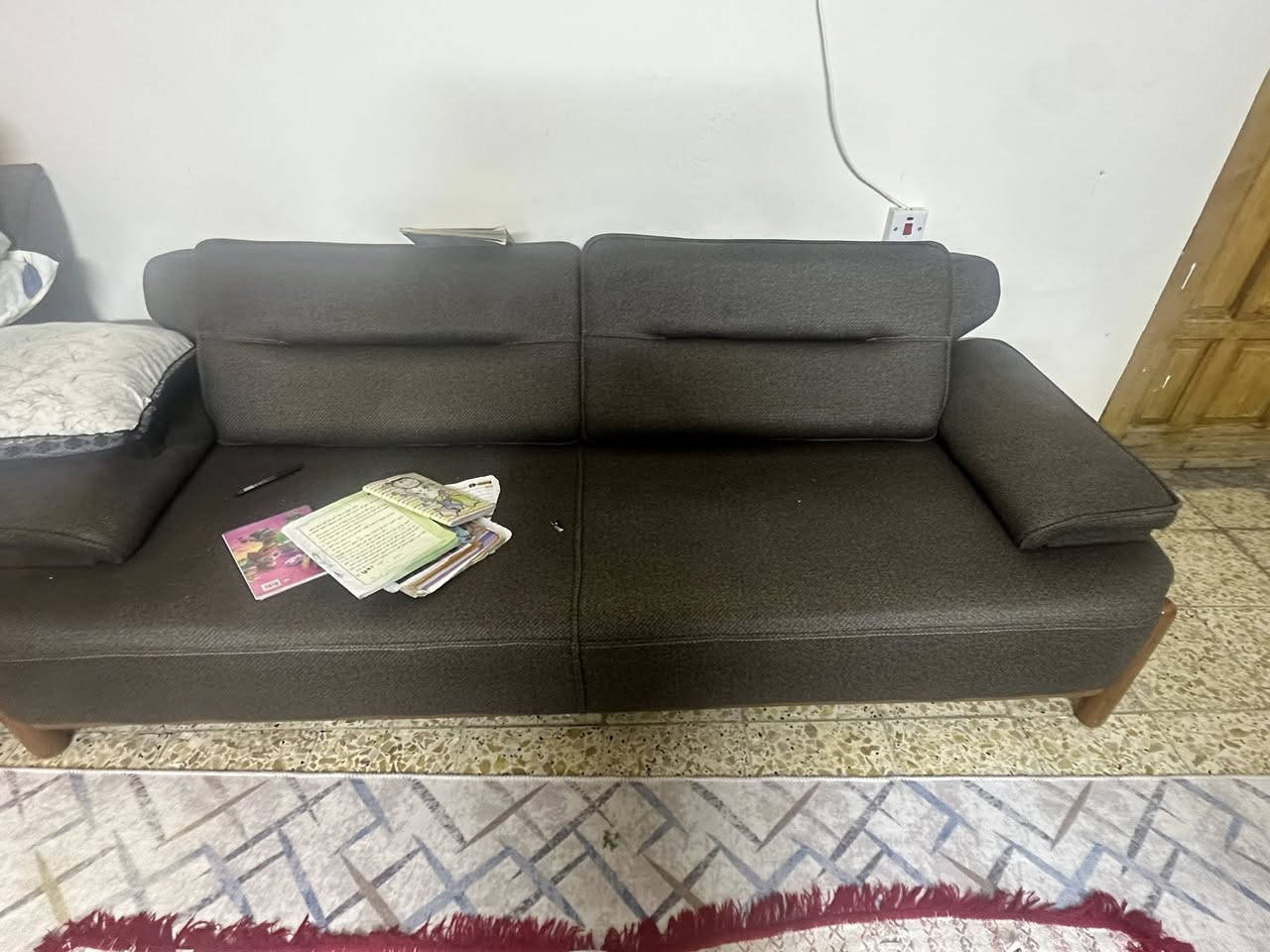 كلمن وسعر والي يريد على خاص  وبنسه التخم ١٠مقاعد


**إذا كنت صاحب هذا الإعلان وتريد حذفه لأي سبب، رجاءا أرسل رسالة إلى الدعم الفني**