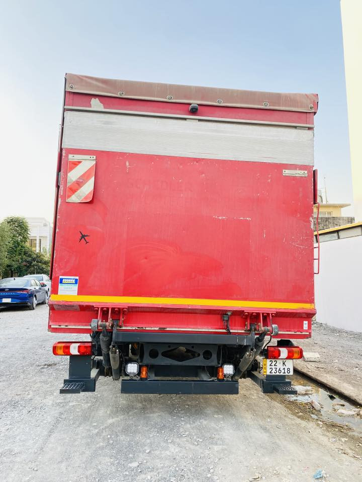 اتیکۆ بۆفرۆشتن ❤️❤️
مۆدیل17قەپات مسفات  تبرید دوو تەلقەهاف
قفل اکسل رۆبستۆن حاسەو کامیرە خەتی جادە
هەر 6تایە نویە  دەرگە جەگە  پشت چووپ
پێشەوە دوو وەرەقە  سیارە بێ سبوخ هەموو گیانی بەشەرت بۆدی720درێژە 260بریدە  سەری بۆدیە سکەیە رەقم تەلەفۆن *********** واستاپ ڤایبەر
