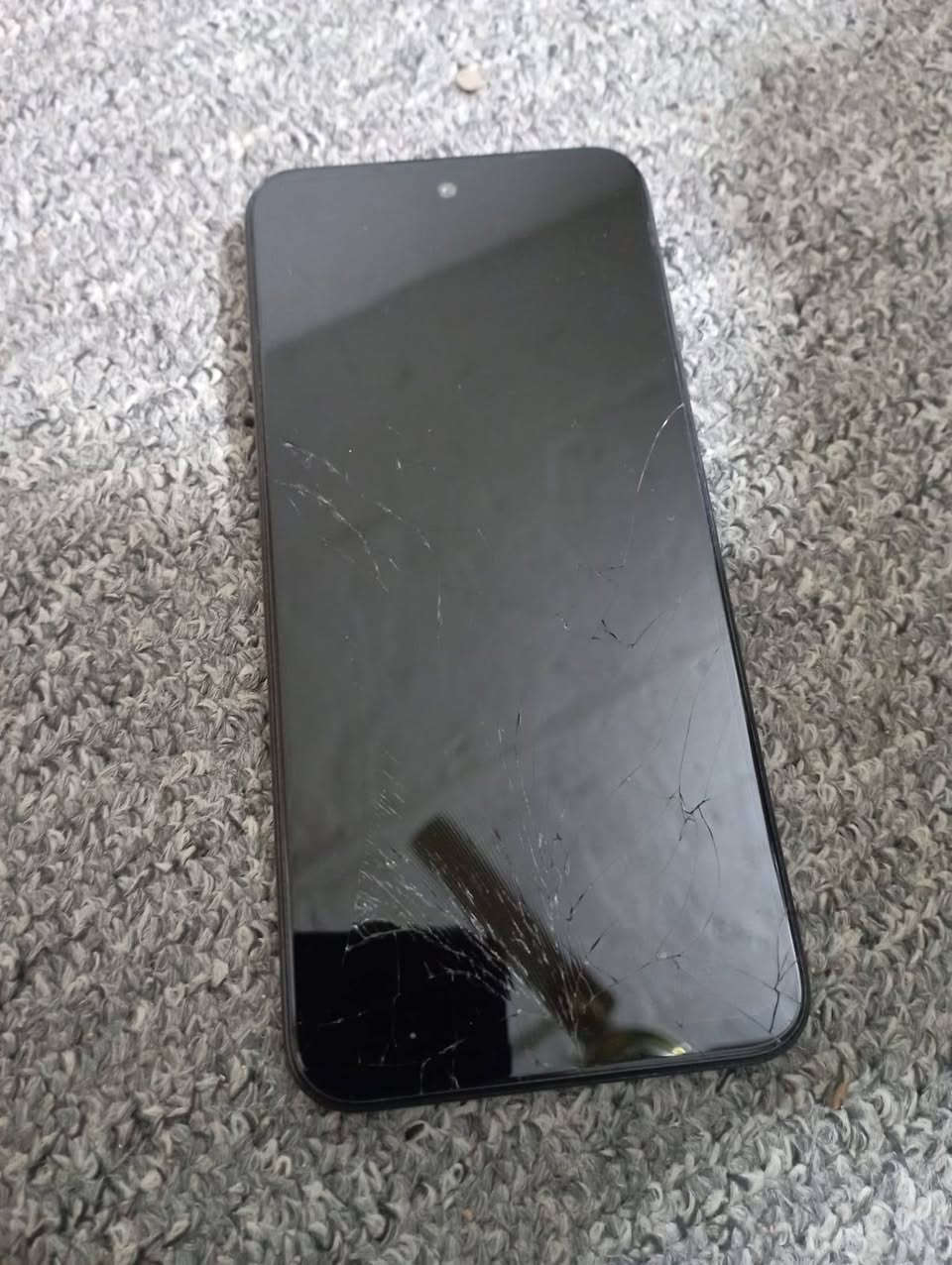 موبايل Infinix HOT 50iللبيع الذاكرة 128نضيف فقط الشاشه مكسورة لاكن شغالة البطارية🔋5000الأصدار 14السعر 50الف مكاني النجف(الكوفة)


**إذا كنت صاحب هذا الإعلان وتريد حذفه لأي سبب، رجاءا أرسل رسالة إلى الدعم الفني**