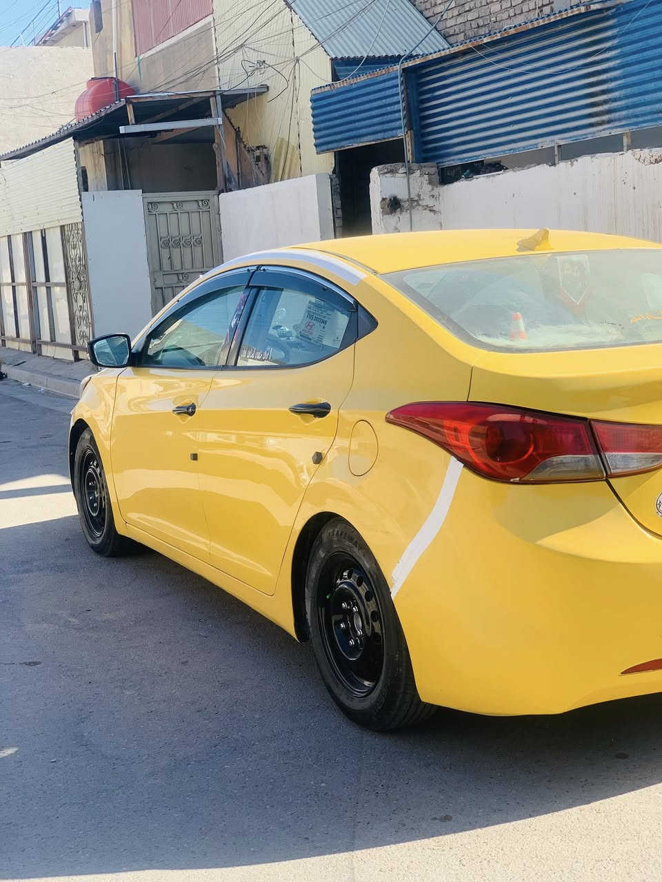 سلام عليكم النتره البيع موديل٢٠١٣ حادثه جاملغ جهت اليمنه سعر٩٨وبي مجال مكاني بغداد حي العامل الرقم الهاتف /***********
