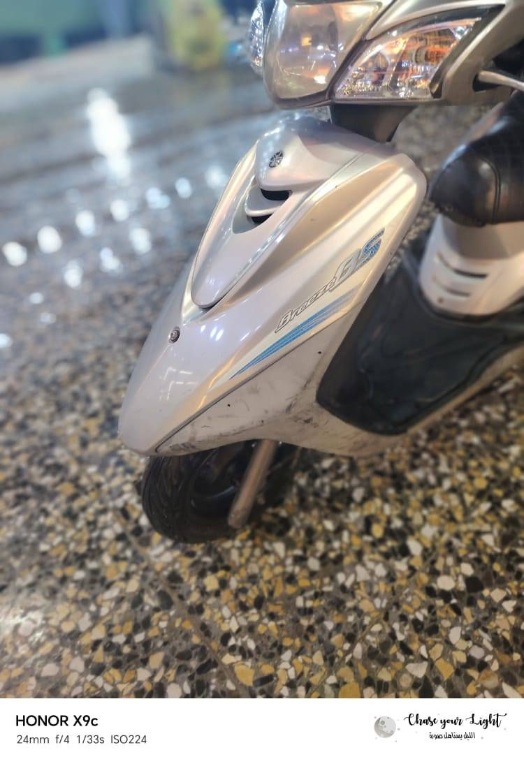 السلام عليكم بريز بغبغاء نوزل للبيع شرط رمبه ماشيه 10 تالاف كفاله عامه السعر 900 وبي مجال مكان بغداد الغزاليه *********** الدراجه فحل مو نثيه
