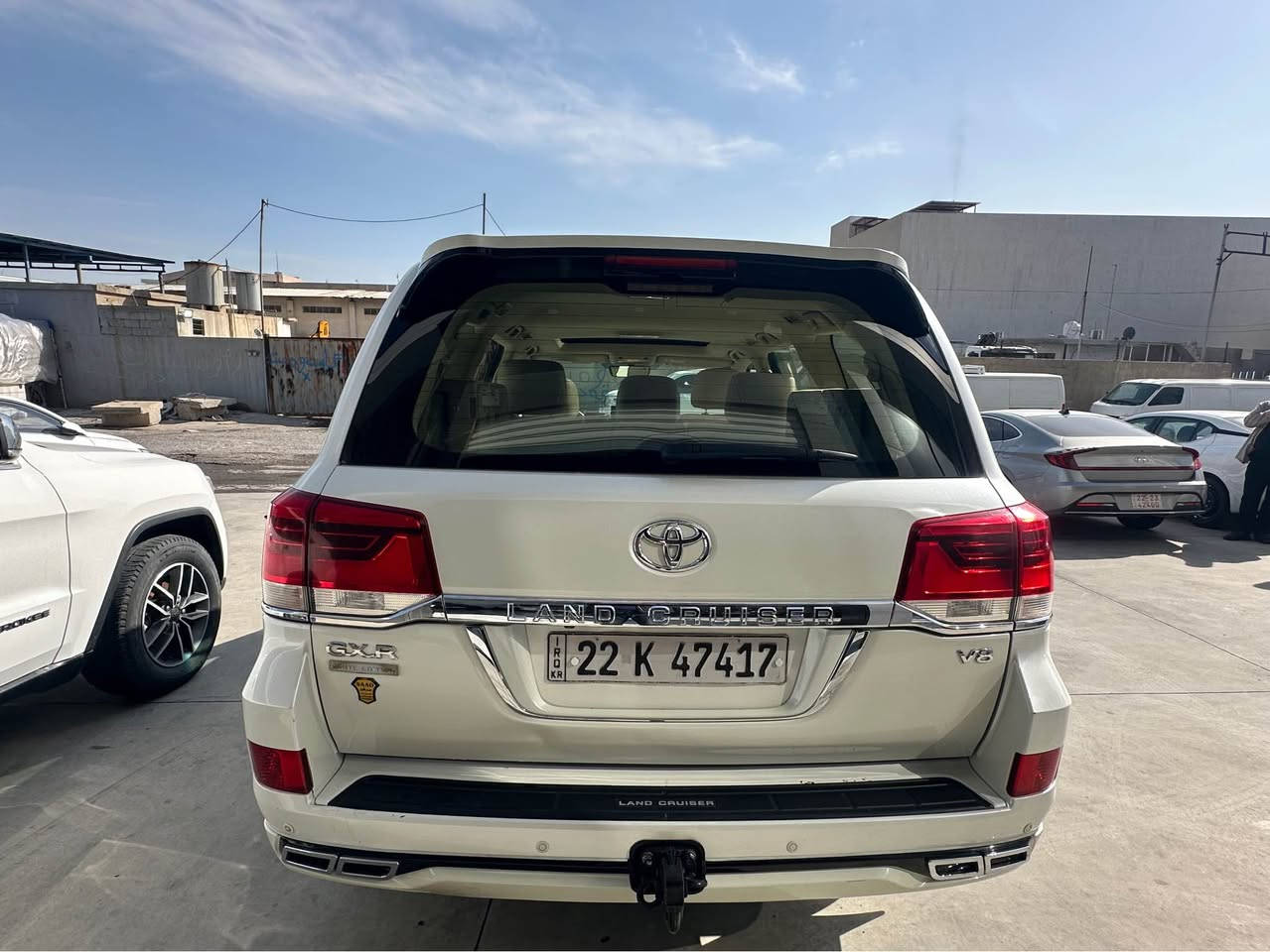 تويوتا لاندکرۆزەر
مواصفات:GXRفول
مؤديل:2018
سلندر:V8
كيلؤمتر:247000
0750 711 5442
0772 152 5442 أربيل, العراق
