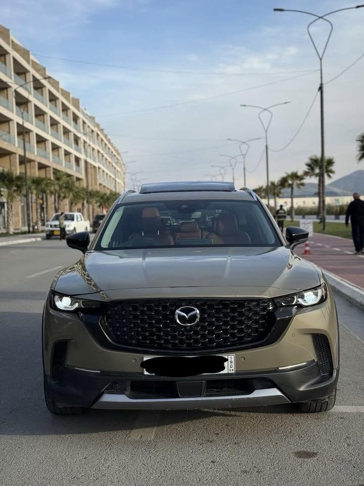 Mazda CX‑50 2024 – Premium Plus

سەیارەکە تەنها ١٣ هەزار مایل روشتووە
مەکینەی ٤ پستنی توربوو

سەیارەکە چاملغی لای سایەق بۆیاغە لەگەڵ ربعێک بۆنید – بێ ناوگرتن ایرباگی سوکان گۆراوە بە بیلاد

رەقەم کراوە بە ناوی خاوەن
سەنەوی و ژینگە تا 2031 نوێیە

شوێن: سلێمانی
***********

بو بینینی بابەتی زیاتر فولومان بکەن✅
#unitedautomotors #KurdistanCars #ErbilCars #MazdaCX50
