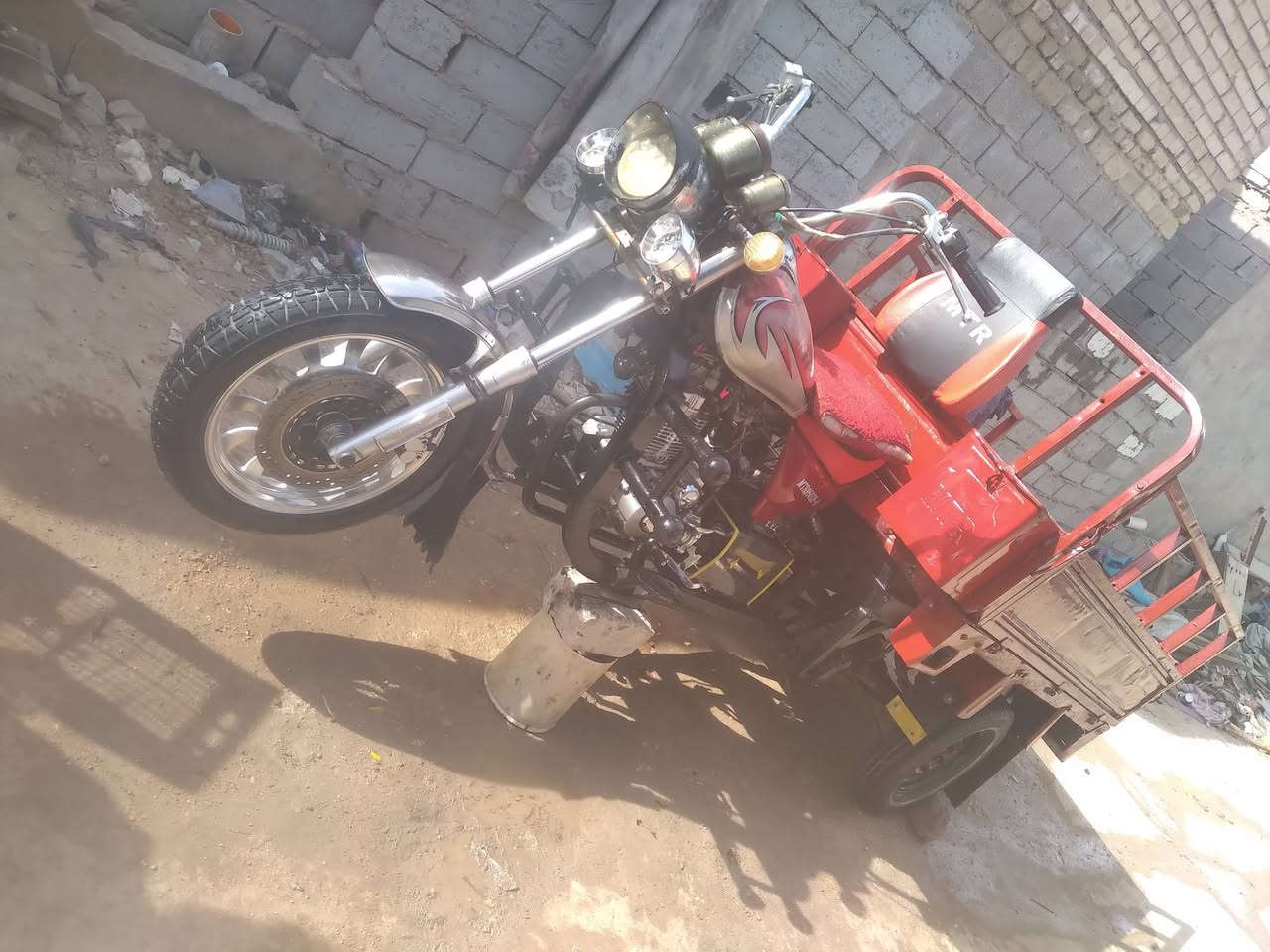 السلام عليكم ستوته للبيع كلك موديل 2010 تخم تاير جديد محرك موديل 2025 مفتوح مره واحده الستوته النظيفه احلى من الصوره دبلات جدد كهربائيات عوز الربط الستوته حلوه ونظيفه كل شي ما عايزه السعر 750وبيها مجال  مكاني النجف الاشرف قضاء المشخاب ما متواجد على الفيس وغير مبرد ذمه اللي ينطي وعود كاذبه واللي يكسره بحلالي
*********** ‏‪
