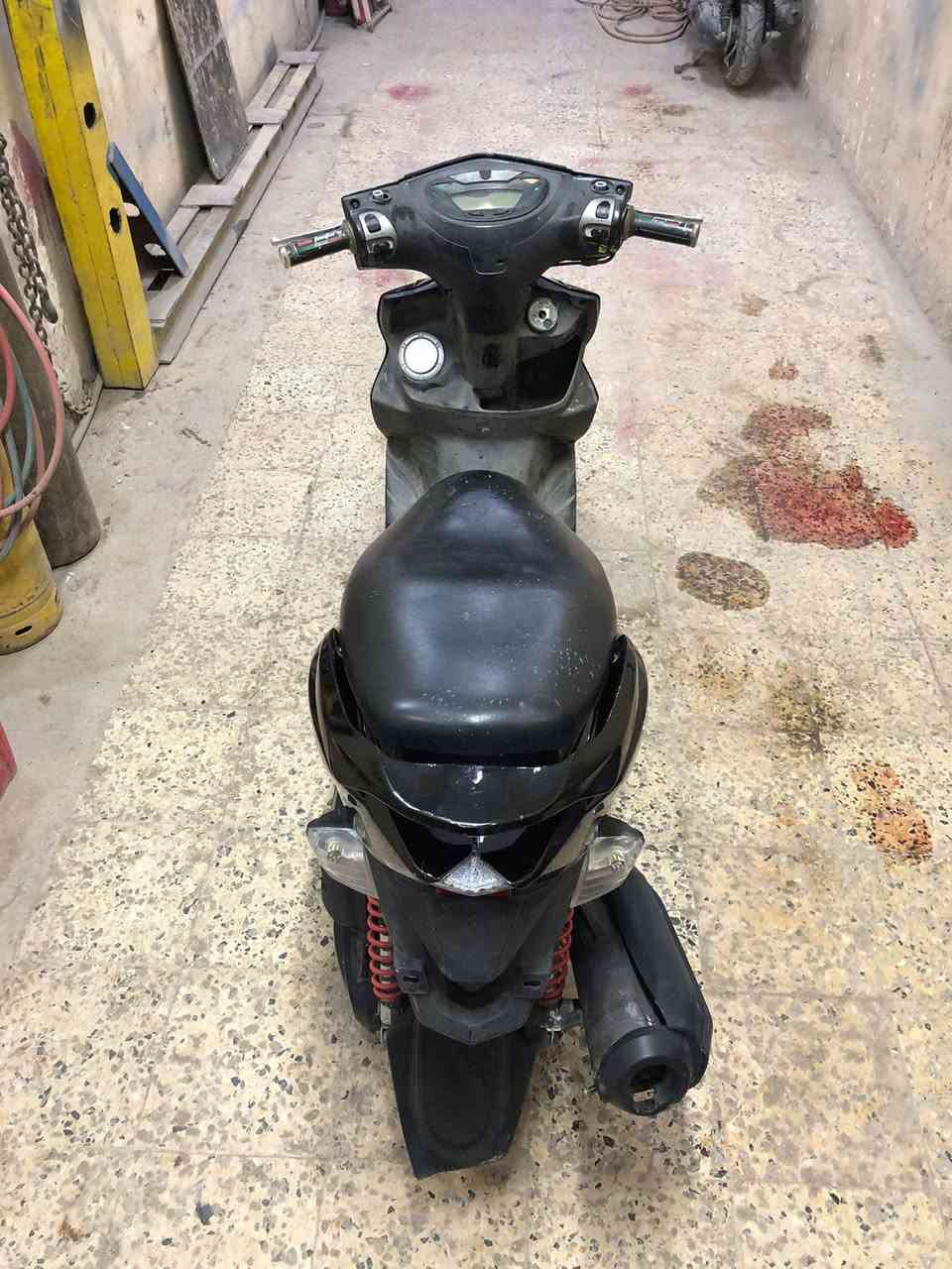 السلام عليكم GTR دراجه بلاديه ومكينته خير من الله مناقصه شي نظافتها شوفة عينك كفرات بلادي مختمة من الطول للطول سعره 850 وبيه مجال مكاني الشعب شارع الصحه رقمي
0771 697 6271
