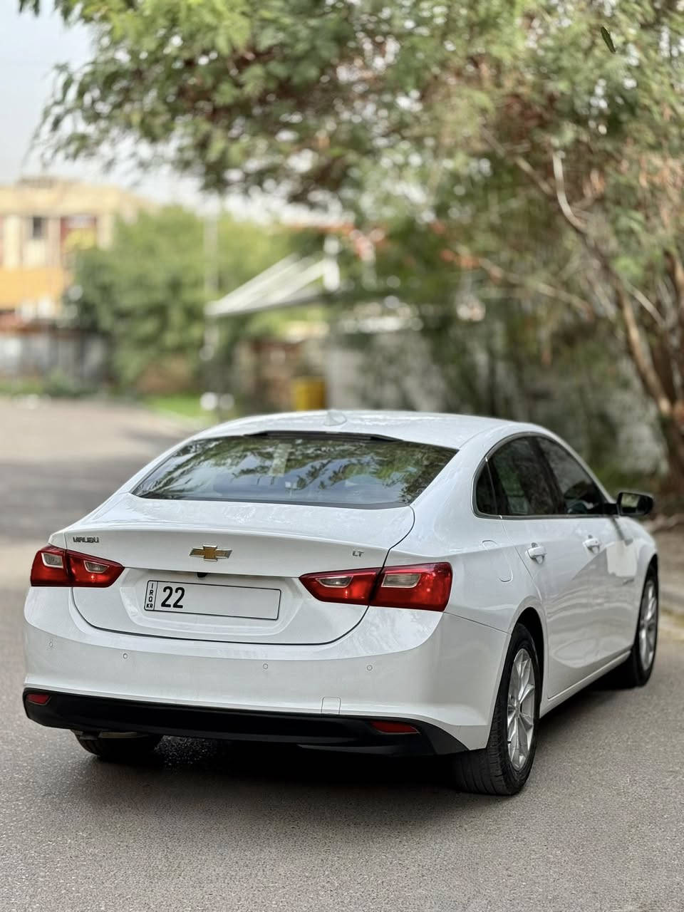 ب سعر البلاش بجم كبس شوفرليت ماليبو  2025

 ام الرادار

 السيارة ب وضع الزيرو ماشيه 9 الاف 

المواصفات 
رادار امامي
نقطة عمياء 
نظام تحديد مسار  
المقاعد الأمامية كهربائية   
مقود السائق كهربائي 
شاشه كبيرة ابل كار بلي  
نظام الملاحة (GPS) 
نظام خاص للطرق الوعرة 
مصابيح امامية زنون 
المصابيح الأمامية مع LED لايت 
كشافات ضباب بروجكتر زنون 
تشغيل عن بعد 
صندوق كهربائي 
حساسات أمامية 
حساسات خلفية 
كاميرا خلفية  
مرايا بخاصية التعتيم الذاتي 
مرايا جانبية قابلة للطي 
بلوتوث تلفون 
محدد سرعة 
نظام تشغيل واطفاء اوتماتيكي للمحرك للتوفير من صرف الوقود . ( Auto Start System ) 
نظام بريك اوتماتيكي ( Auto Break System )

رقم شمالي اربيل باسمي  شرط التحويل

كفاله عامه السياره من الصبغ والتبديل والبارد فقط حادث سخيف امريكا الموضح بل صور 

سيارة بحالة الوكالة

السعر 154 وبيها مجال 

ارضيات الشركة ممفتوحات 

مكاني بغداد الكرخ 

***********
