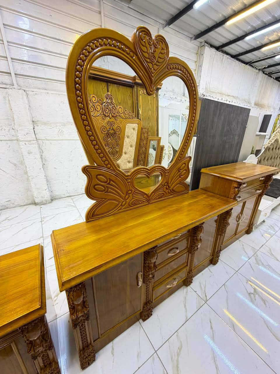 غرفة نوم مستخدمة نضافة 90‎%‎
صاج عراقي 
شغل ثقيل 
تفصال 
5 ملم 
ضهر جرجوبة 
دنك زان 
كوالتي عالي 
سعرها مليون و600/مليون و400 
شد و نقل داخل بغداد مجاني


**إذا كنت صاحب هذا الإعلان وتريد حذفه لأي سبب، رجاءا أرسل رسالة إلى الدعم الفني**