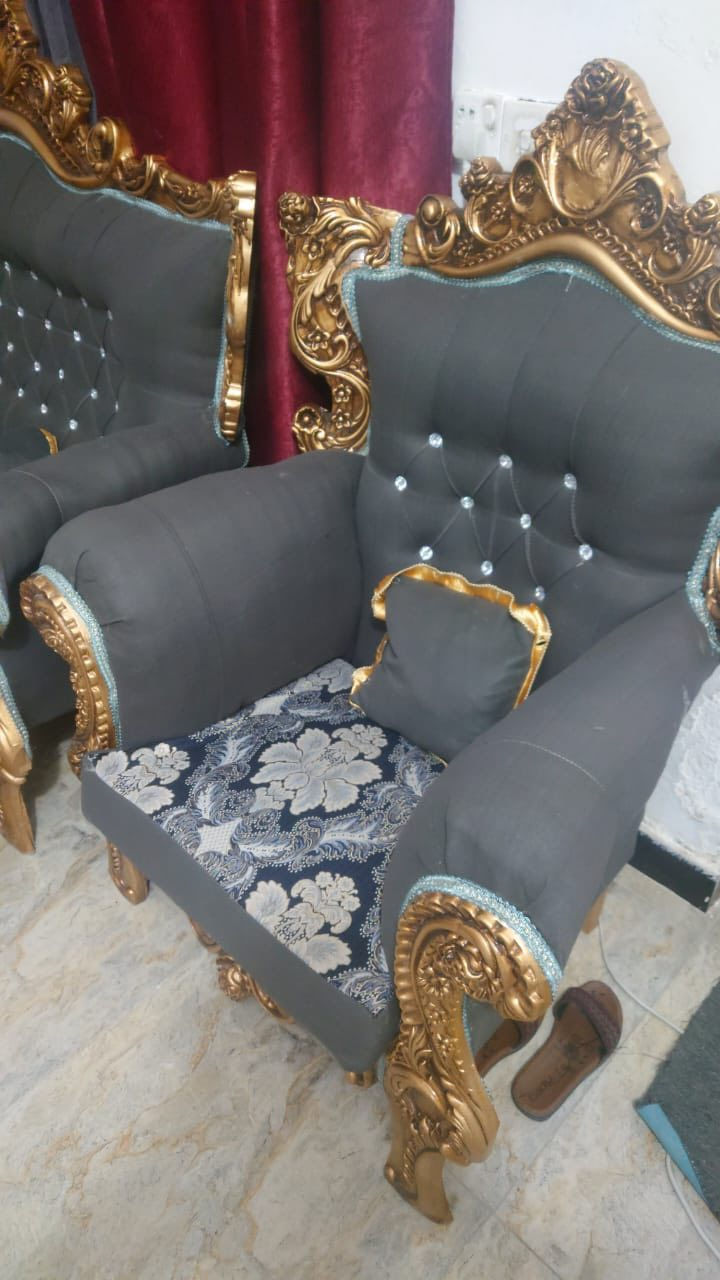 تخم ملكي 10 مقعد سعر 450 بي مجال


**إذا كنت صاحب هذا الإعلان وتريد حذفه لأي سبب، رجاءا أرسل رسالة إلى الدعم الفني**