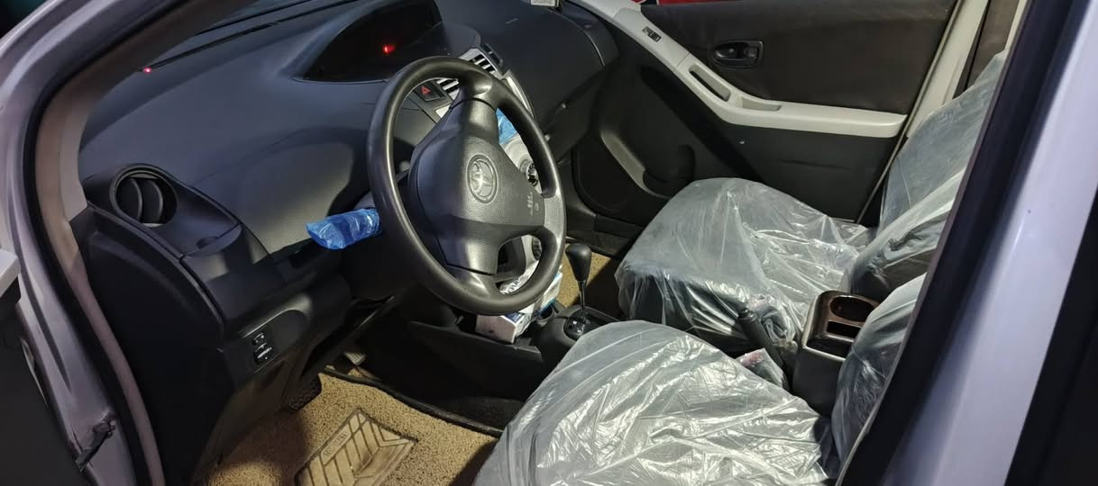للبيع او مراوس تويوتا يارس هاتشباك 2007 نظيفة جدا،،،،،
اوبيع ب 68 ورقة وبيها مجال،،،،،،،
  سبب المراوس ازغيرة متفيدني بشغلي رايد يارس جنطة اي موديل،،،،
 كير اوتومحرك جبير 1500 جديدتبريد شغال كهربائيات كولشي شغال  رقم بغداد دولي الجديد سنويه ل 27مصبوغه عام حادثها طخة جاملغ ومبدل نفس اللون  ،،،،نقص بيها طبلة تعبانه جهة اليمين
مكانها حي العدل   
رقمي *********** ابو يزن بغداد, العراق
