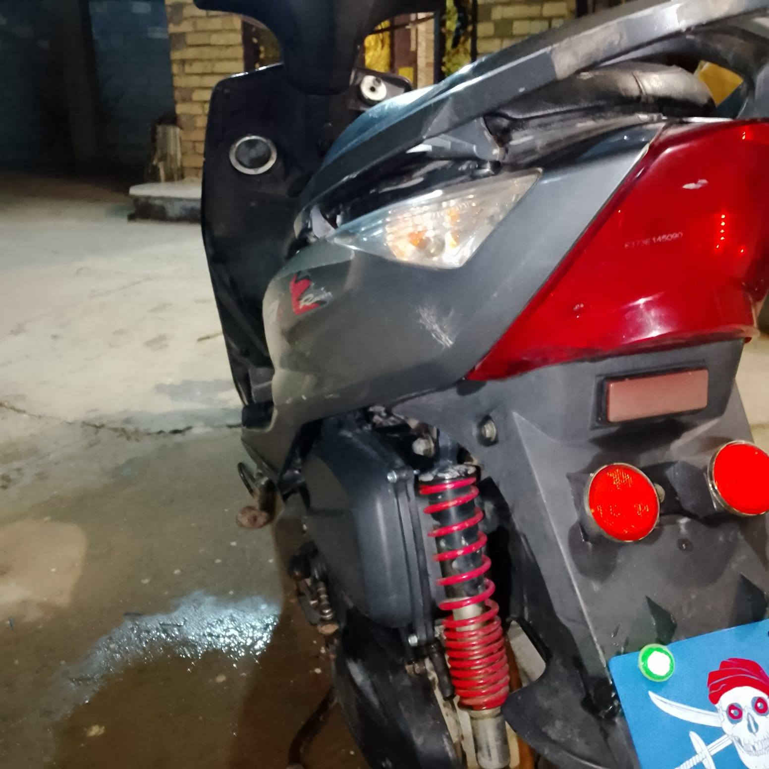 السلام عليكم 
دراجه ماكس ثعلب140
الكفرات ارقم واحد 
كهربائيات كله شغاله 
الكوب اشاير يمنه
يسره مكينه فول
شلعه معدل تشك الكاع خير من الله
نكره سلف نكره هندر الكل وقت
السعر450وابي مجال 
الاستفسار تواصل عله الارقام أو خاص
***********
