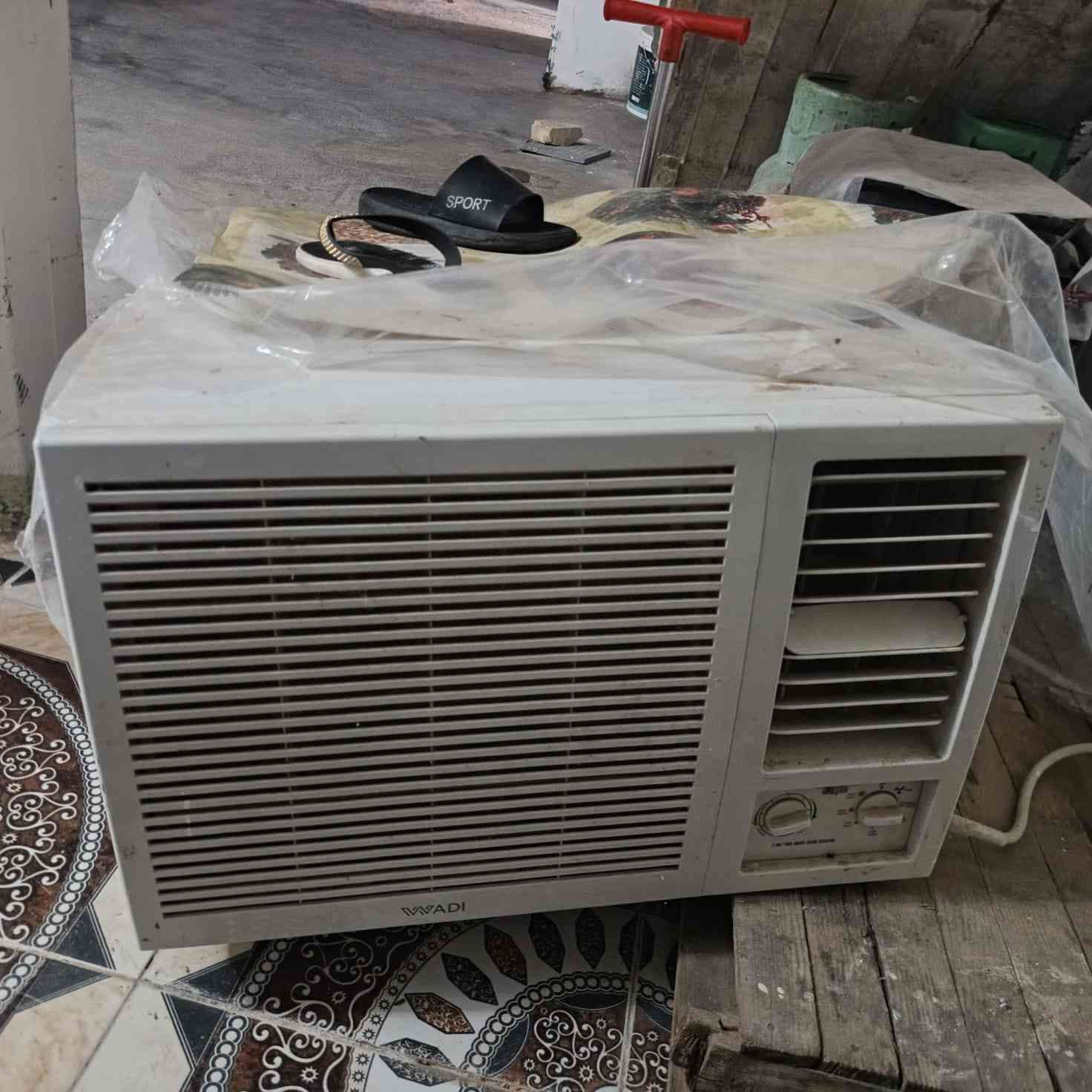 سلام عليكم. مكيف جديد  5 يام مشتغل بس
للبيع📨📨


**إذا كنت صاحب هذا الإعلان وتريد حذفه لأي سبب، رجاءا أرسل رسالة إلى الدعم الفني**