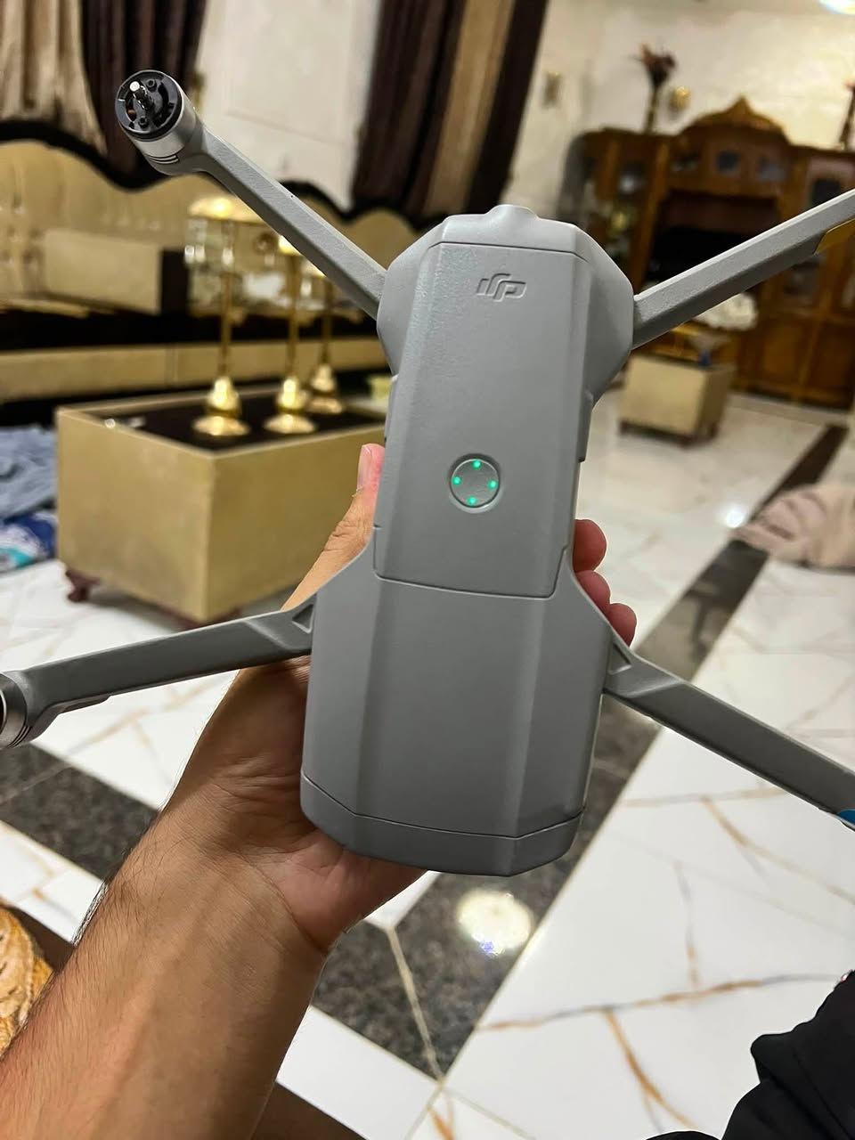 اير تو كومبو نقص بطاريه السعر ٦٥٠
وبيه مجال ***********

