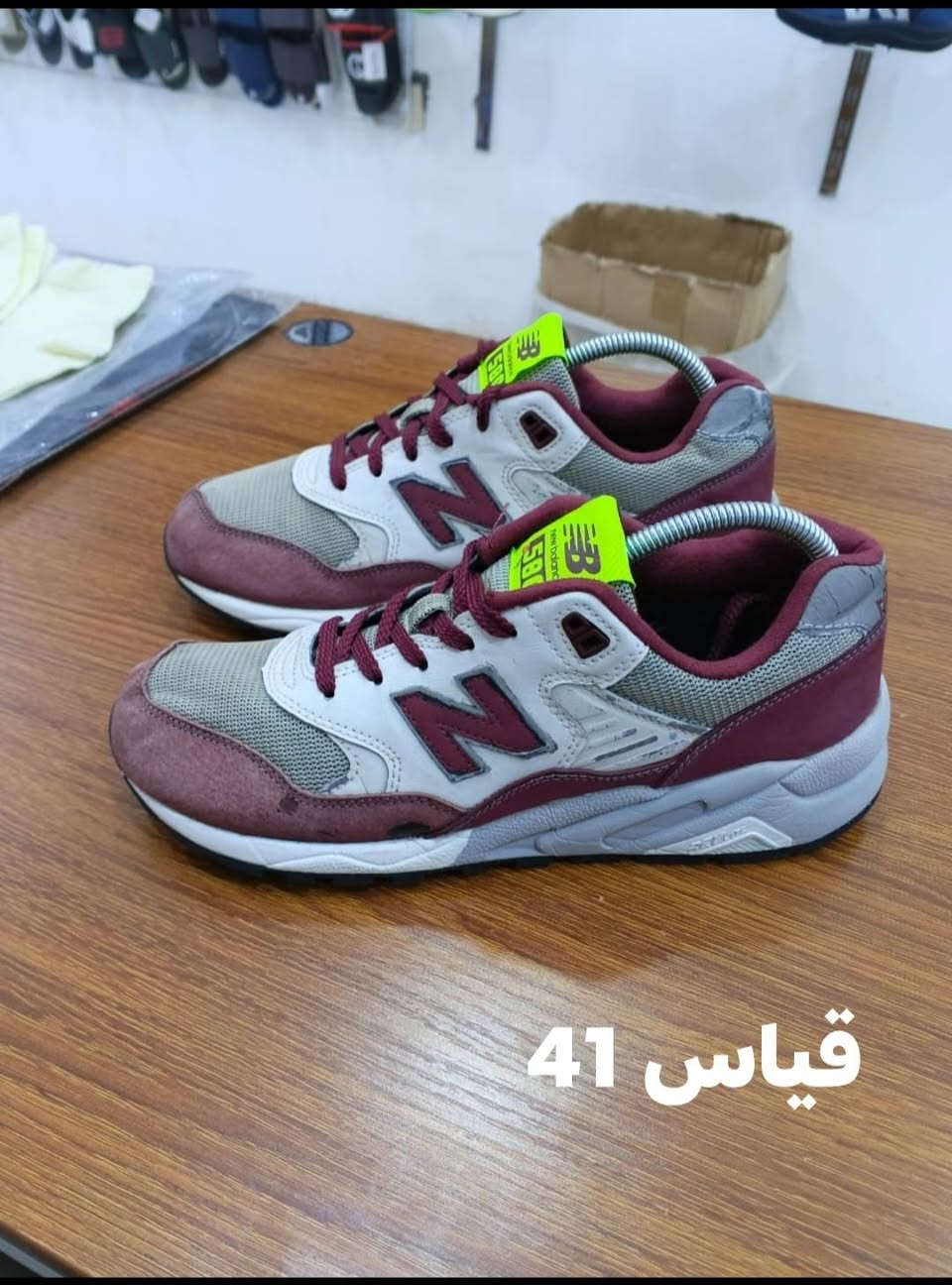 سلام عليكم احذيه باله نضافه
فول القياسات عله صوره سعر
القطعه 15 الف مكاني ناصريه حي
اريدو شارع مستشفى الاتصال
او مراسله عله الصفحه ***********
